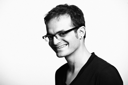 7335_12398542193141_t450