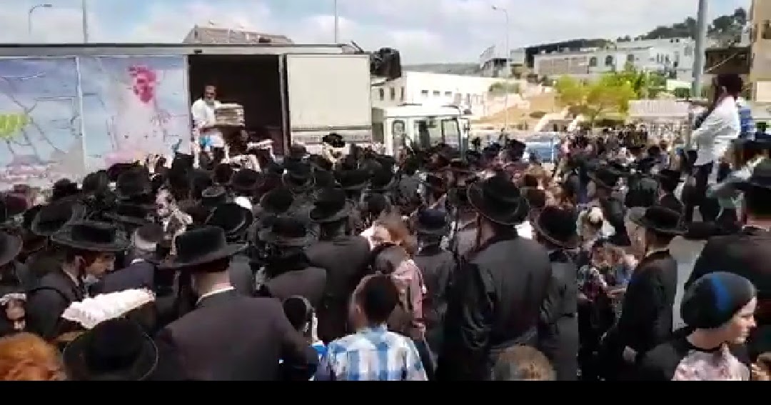 בעולמם של חרדים: איזו התנפלות על הביצים